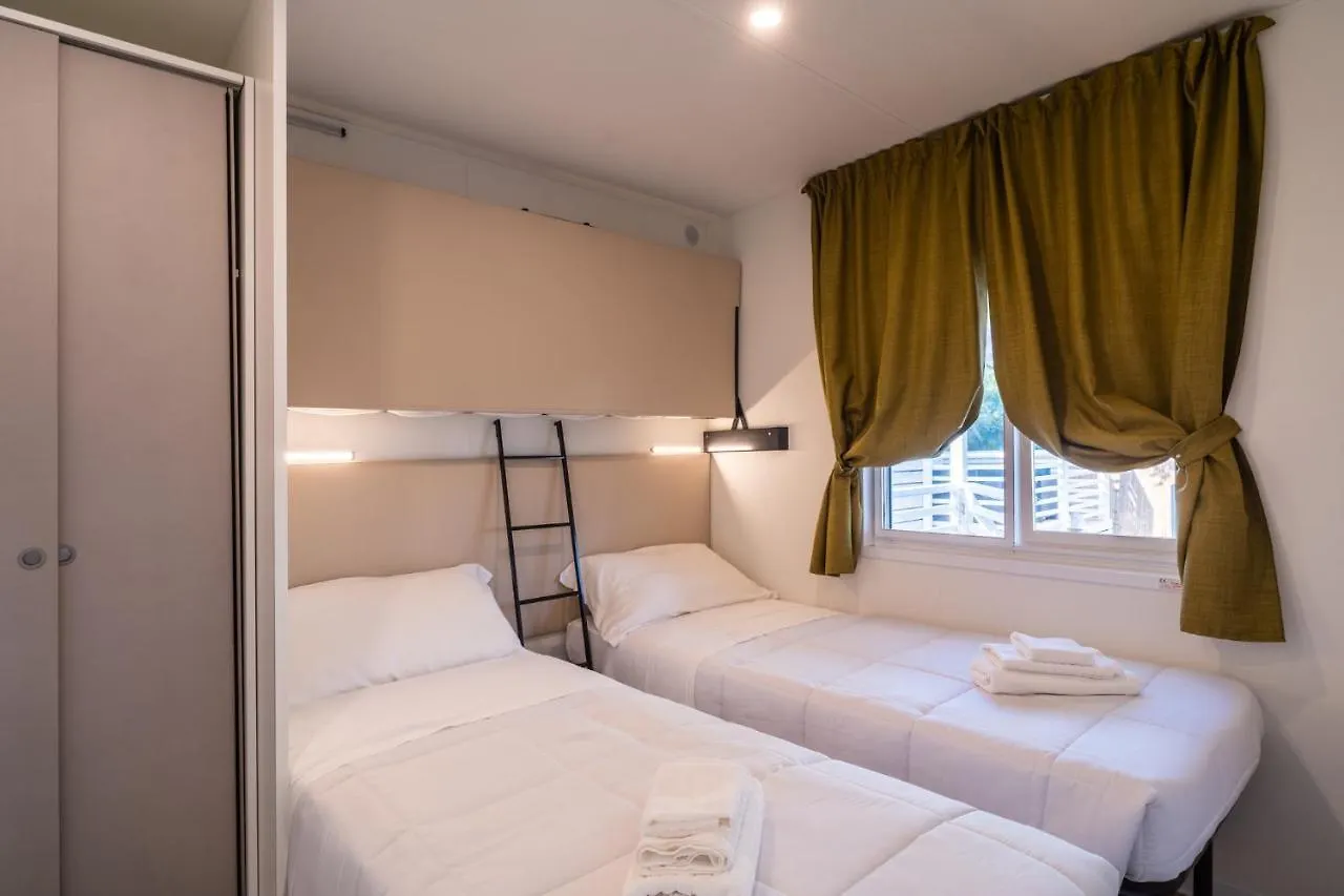 Club Del Sole Romagna Family Resort Riccione 4*,